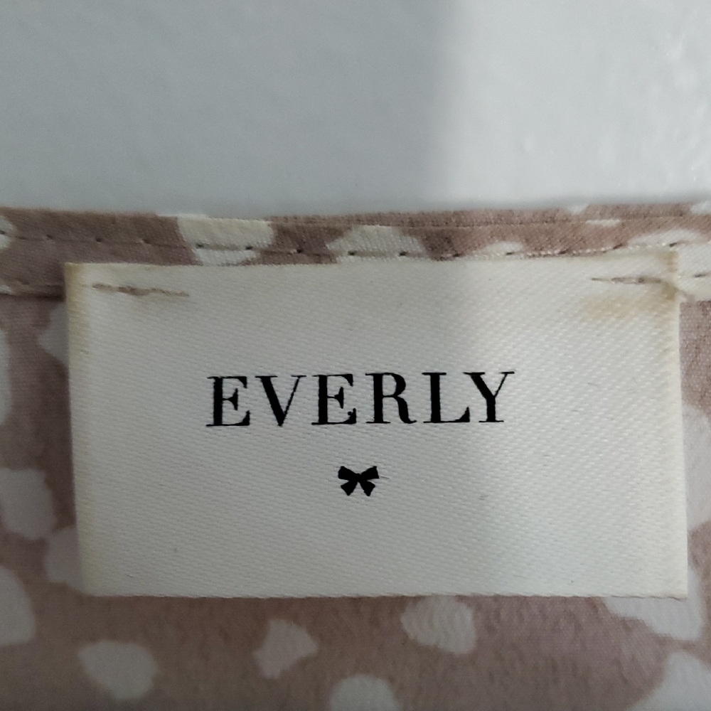 Everly Beige Patterned High Low Dress - Picture 2 of 9